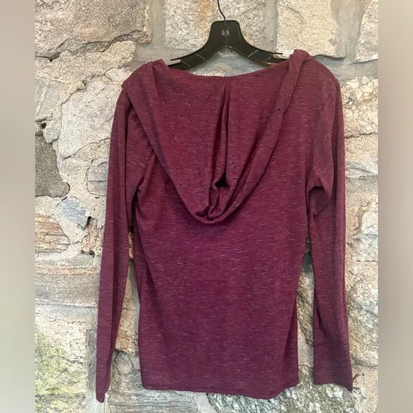 Athleta Twist Front Plunge Pullover Top with Hood - Picture 7 of 10